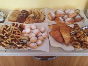 Fotografie z fotogalerie ubytování Hotel Ronconi v Rimini + 40 fotografií