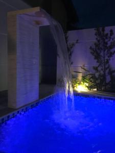 Villaggio Juquehy内部或周边的泳池