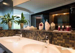 Bagno di Grand Hôtel Les Endroits