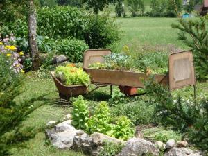 A garden outside Rinntaverne