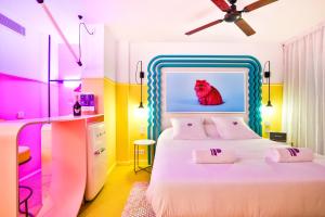 Paradiso Ibiza Art Hotel - Adults Only, Bahia de Sant Antoni ...