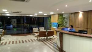 Lobi atau kawasan kaunter penerimaan di Flat Pasárgada 906, pé na praia +72 gambar