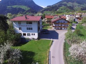 Nespecifikovaný výhled na hory nebo výhled na hory při pohledu z bed and breakfast