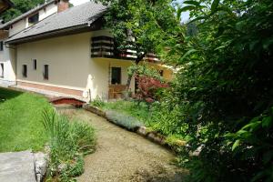 Gallery image of Happy River House in Kamna Gorica