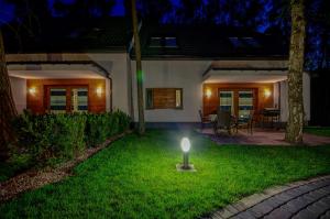 Vonkajšia záhrada v ubytovaní Apartamenty Villa Baltic Sun II i III