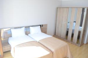 Hotel Skyline Batumi客房内的一张或多张床位