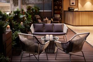 พื้นที่นั่งเล่นของ The OTTO Hotel