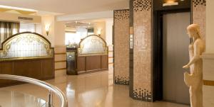Kuchyňa alebo kuchynka v ubytovaní Best Western Plus Hotel Plaza