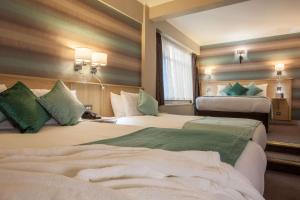 Gallery image of Cresta Court Hotel in Altrincham