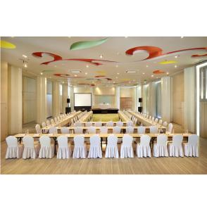 Konferenční prostory v ubytování HARRIS Hotel & Residences Sunset Road + 37 fotografií