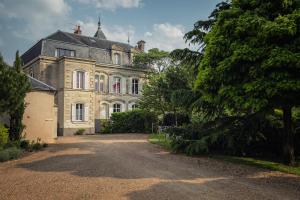 Gallery image of Hôtel & Spa Chai De La Paleine in Le Puy-Notre-Dame