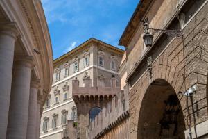 Foto dalla galleria di Borgo Pio Charme a Roma