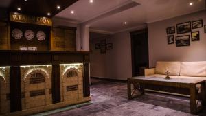 Posezení v ubytování Prince Cyril Hotel