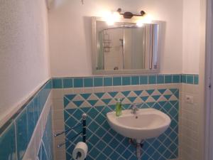 Kúpeľňa v ubytovaní Sardinia-holiday B&B Spargi