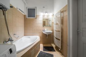 Nyár 3 Bedroom Centre Entire Home 1072 Budapest, 5 Nyár utca kép - 2