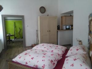 Postel nebo postele na pokoji v ubytování Apartments in Villa Crusca