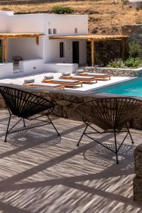 A piscina localizada em Mykonos Drops ou nos arredores