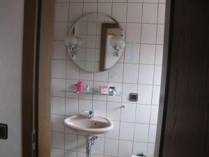 Koupelna v ubytování Gasthaus Zum Rothenberg