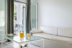 Gallery image of Vivian Apartments in Vlachata