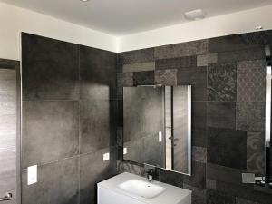 Ένα μπάνιο στο Residence Capriona +89 φωτογραφίες