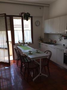Kuchyň nebo kuchyňský kout v ubytování Manu Vintage B&B