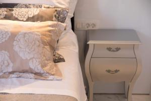 Postel nebo postele na pokoji v ubytování Soleil Luxury Rooms Old town