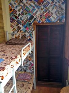 Postel nebo postele na pokoji v ubytování Hostel Kyiv-Art