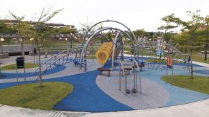 Ο χώρος παιχνιδιού για παιδιά στο New Vacation Double Storey Home