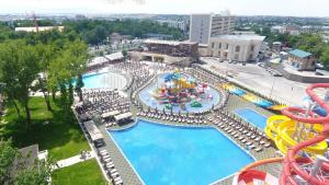 Bazén v ubytování Aidana Plaza Hotel nebo v jeho okolí