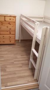 Postel nebo postele na pokoji v ubytování Villa med sjöutsikt