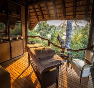 Seating area sa Garonga Safari Camp