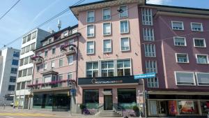 Budova, kde se hotel nachází