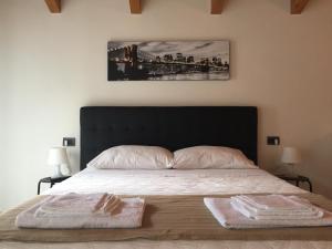 A bed or beds in a room at casa stefania