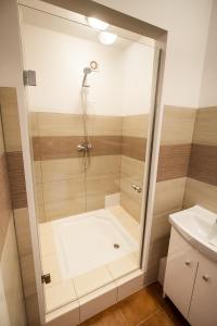 Ένα μπάνιο στο Apartament Augustów +7 φωτογραφίες