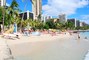 Photo de la galerie de l'établissement Waikiki Sunset Apartment, à Honolulu