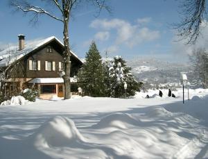 Le Chalet v zimě
