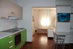 Dapur atau dapur kecil di Nel Sole appartamenti