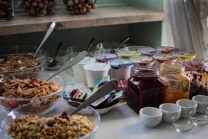 Jedlo v ubytovaní bed & breakfast alebo blízkom okolí
