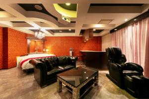 Posezení v ubytování Hotel Eldia Yamanashi (Adult Only)