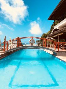 Bazén v ubytování Patatran Village Hotel nebo v jeho okolí