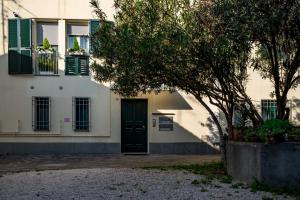 The building in which Az apartmant is located