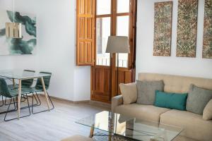 Posedenie v ubytovaní Feelathome Mártires Apartments