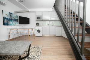 Kuchyňa alebo kuchynka v ubytovaní Feelathome Mártires Apartments