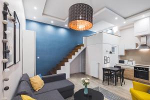 Kuchyňa alebo kuchynka v ubytovaní CYC Apartment