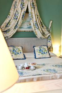 Voodi või voodid majutusasutuse OSTUNI PALACE - Hotel Bistrot & SPA toas