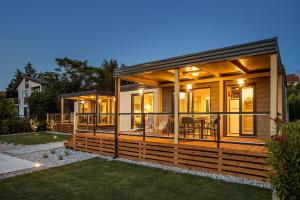 Φωτογραφία από το άλμπουμ του Mobile Homes Sanmar σε Punat