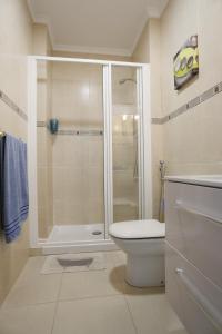 A bathroom at Apartamento Playa Las Canteras