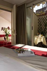 Fotografie z fotogalerie ubytování Hotel dei Borgognoni v Římě