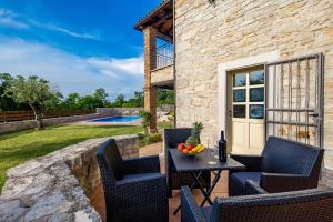 Zdjęcie z galerii obiektu Villa Lea & Tea w mieście Tinjan +37 zdjęć