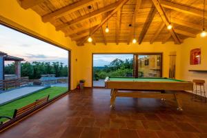 Zdjęcie z galerii obiektu Villa Lea & Tea w mieście Tinjan